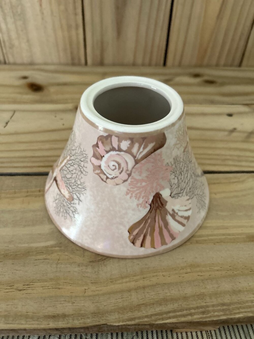 2012 Yankee Candle Ceramic Seashell Large Candle Topper